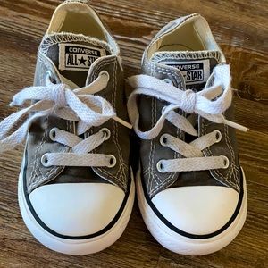 Converse charcoal grey shoes. Size 8.
